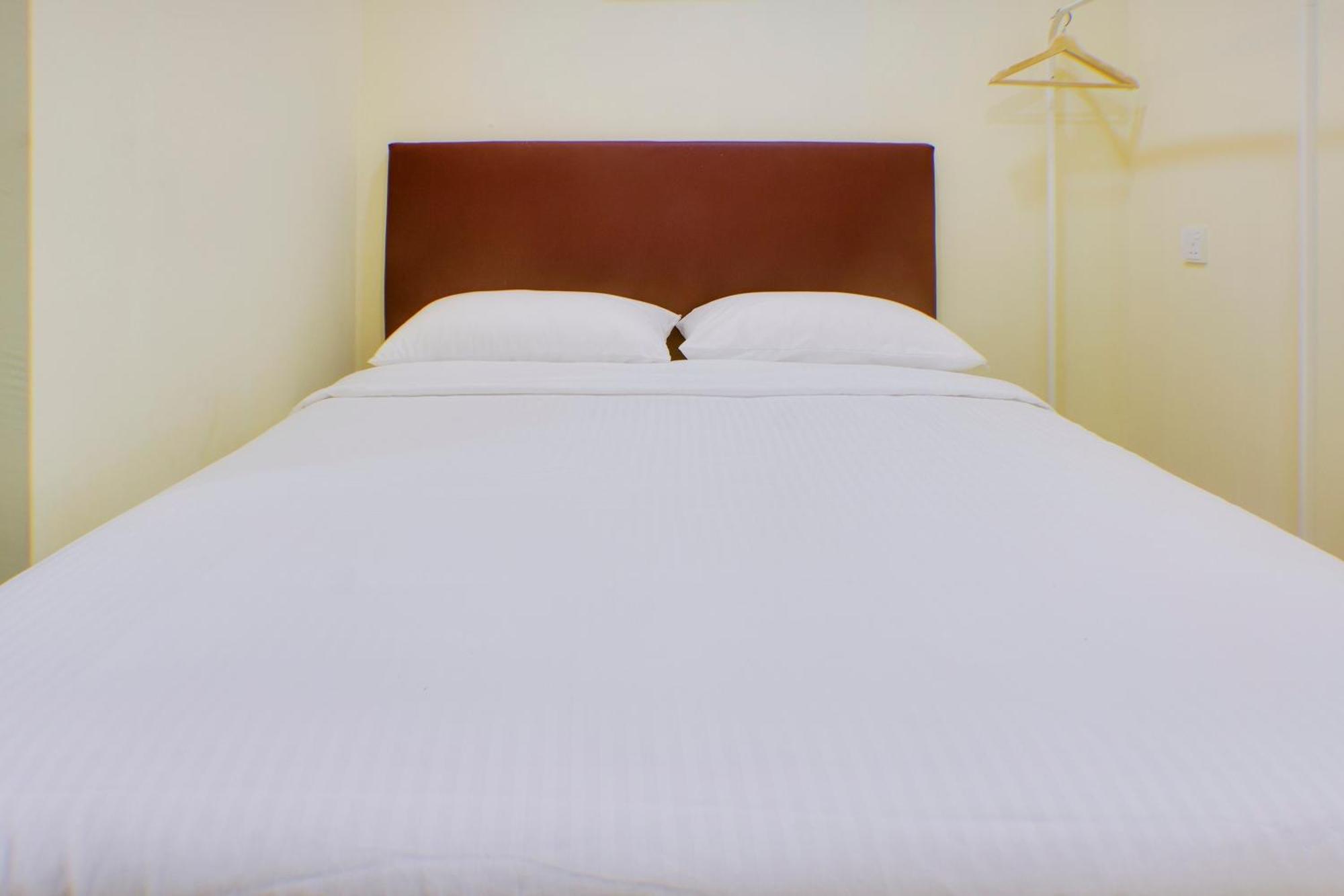 Oyo 90090 Roselyn Inn 2 Pasir Gudang Ngoại thất bức ảnh