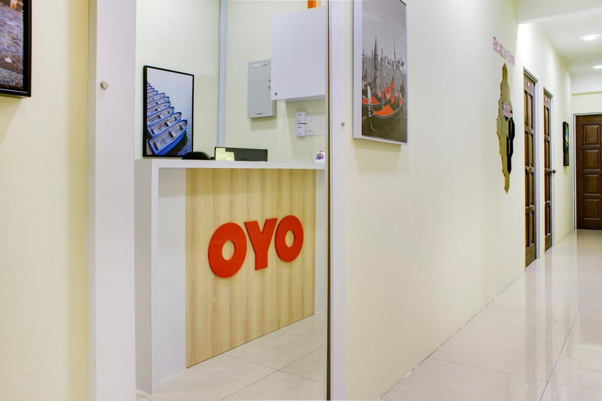 Oyo 90090 Roselyn Inn 2 Pasir Gudang Ngoại thất bức ảnh