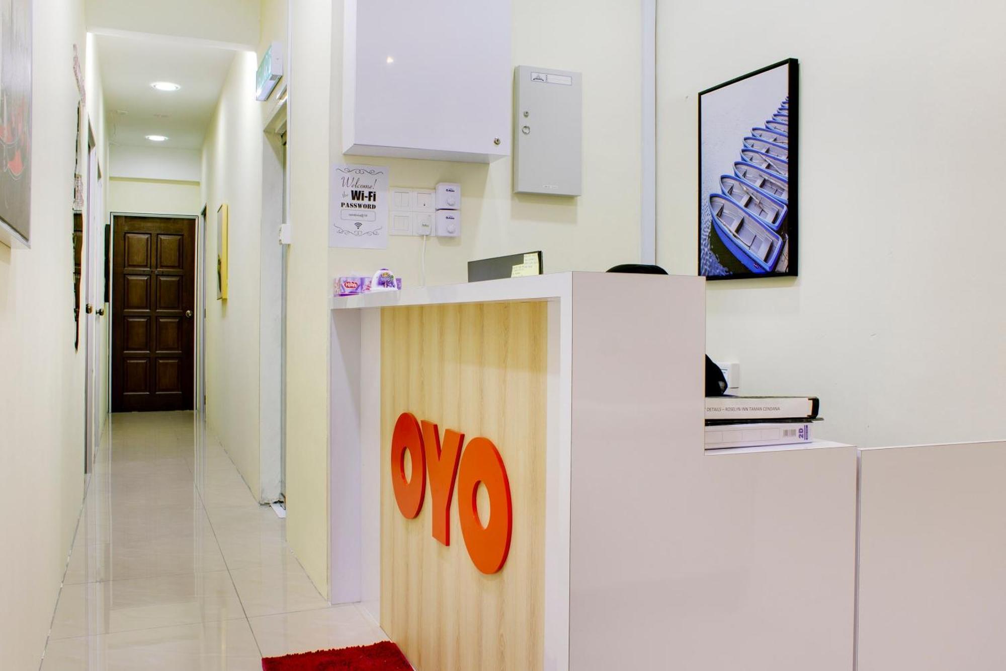 Oyo 90090 Roselyn Inn 2 Pasir Gudang Ngoại thất bức ảnh